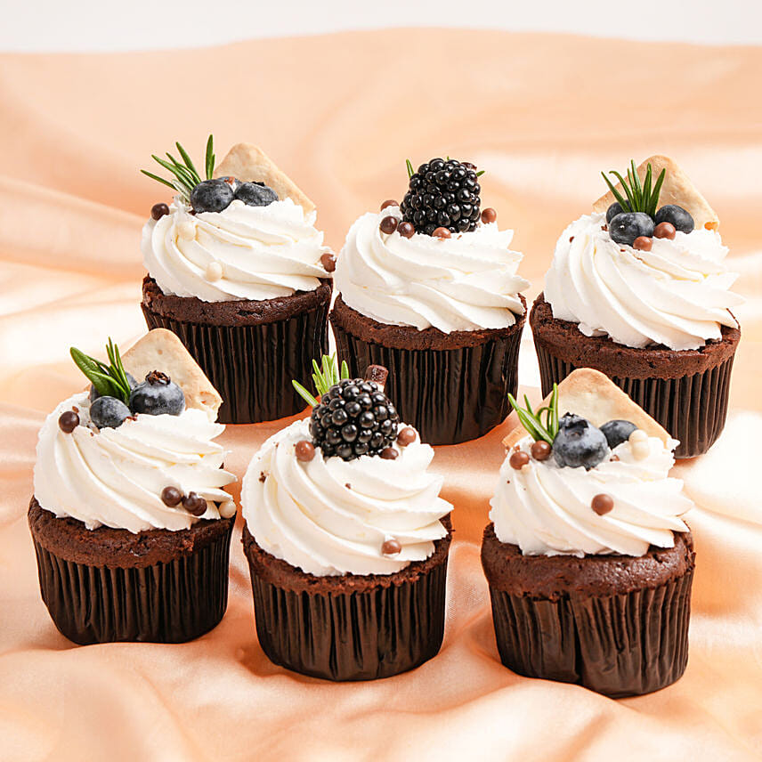 Chocolate Cupcakes 6 Pcs: Ramadan Kareem Cakes