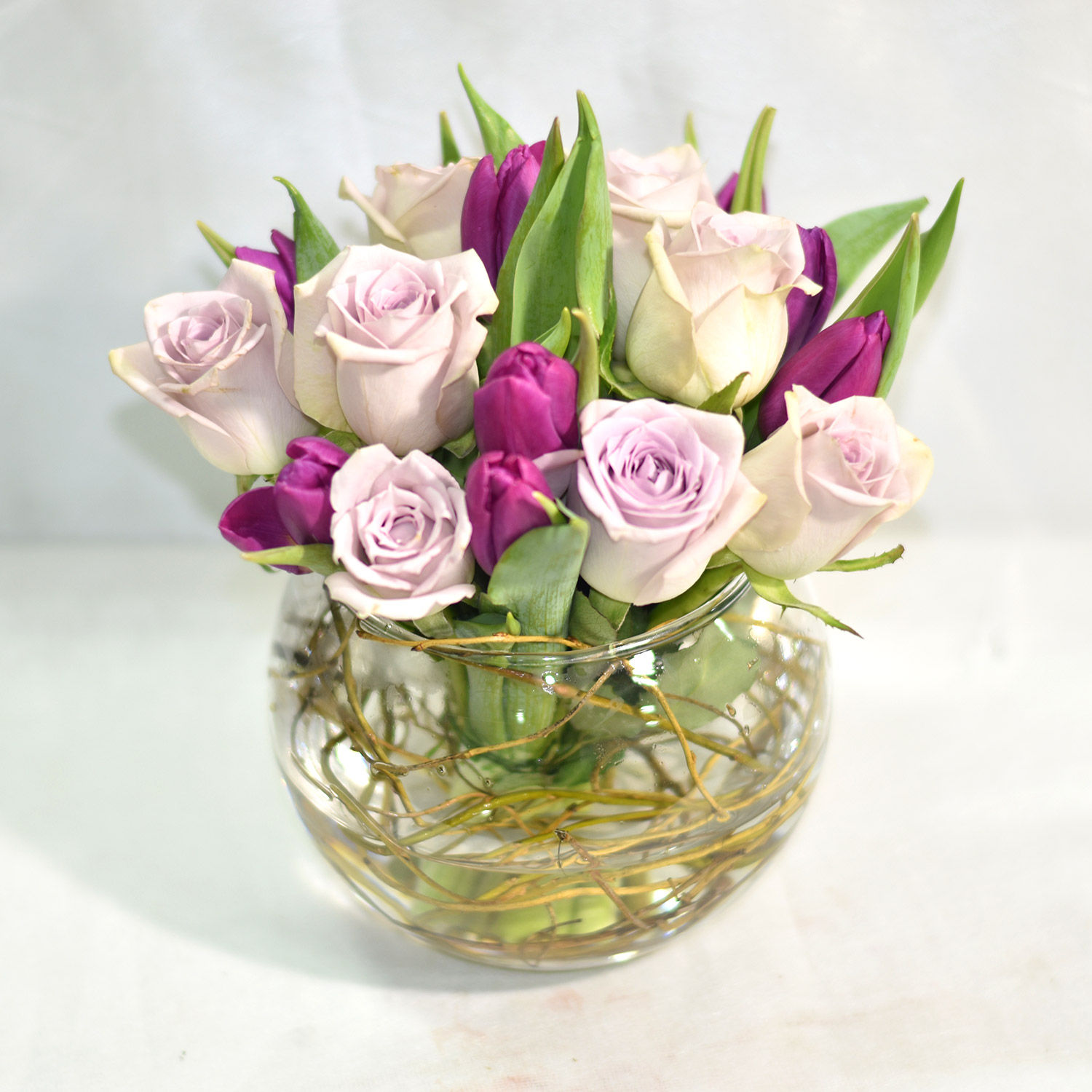 Online Beautiful Tulips Roses Arrangement in Fish Bowl Gift Delivery in